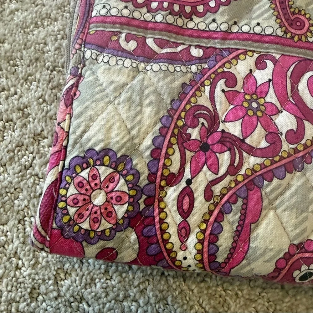 Vera Bradley Pink Paisley Meets Plaid Makeup Bag Hanging Travel Handle Quilted